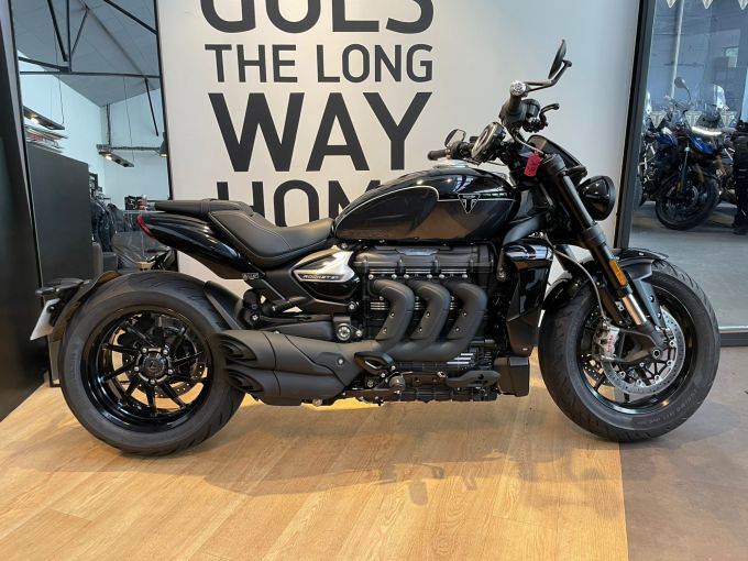 TRIUMPH ROCKET 3 R 4