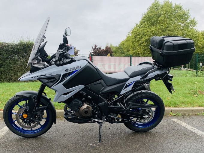 SUZUKI DL V-STROM 1050 4