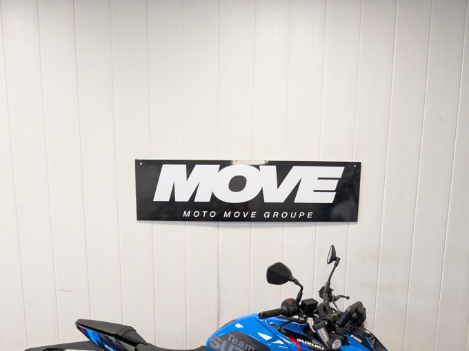 SUZUKI GSX-8S A2 4