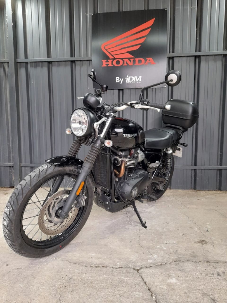 TRIUMPH STREET SCRAMBLER 900 4