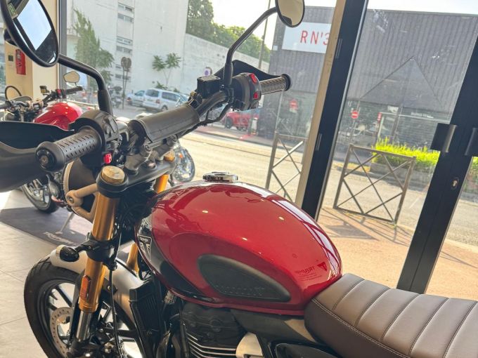 TRIUMPH Scrambler 400 X 4