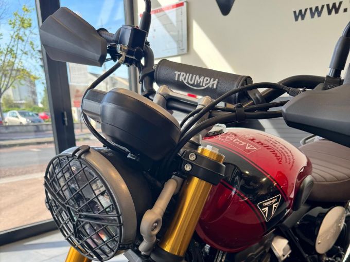 TRIUMPH Scrambler 400 X 4