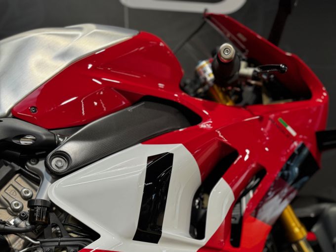 DUCATI PANIGALE V4 R 4