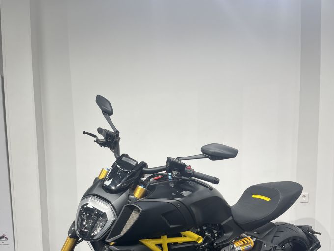 DUCATI DIAVEL 4