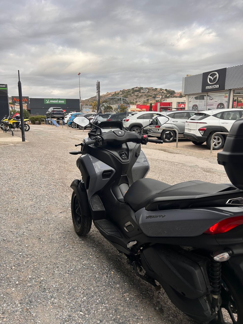 YAMAHA TRICITY 300 4