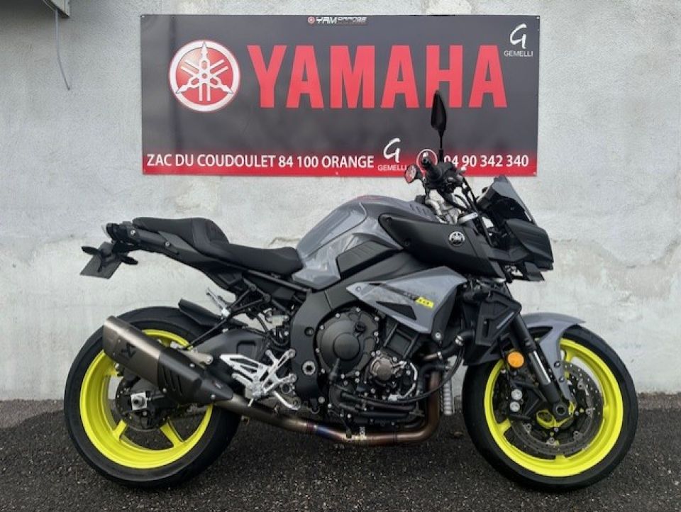 YAMAHA MT-10 4