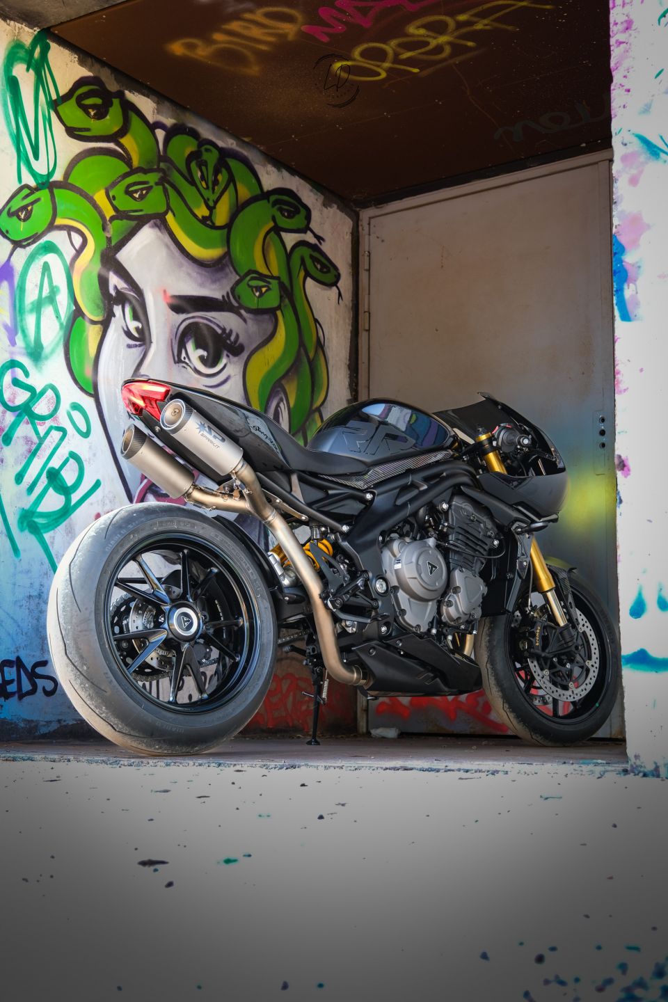 TRIUMPH SPEED TRIPLE 1200 RR 4