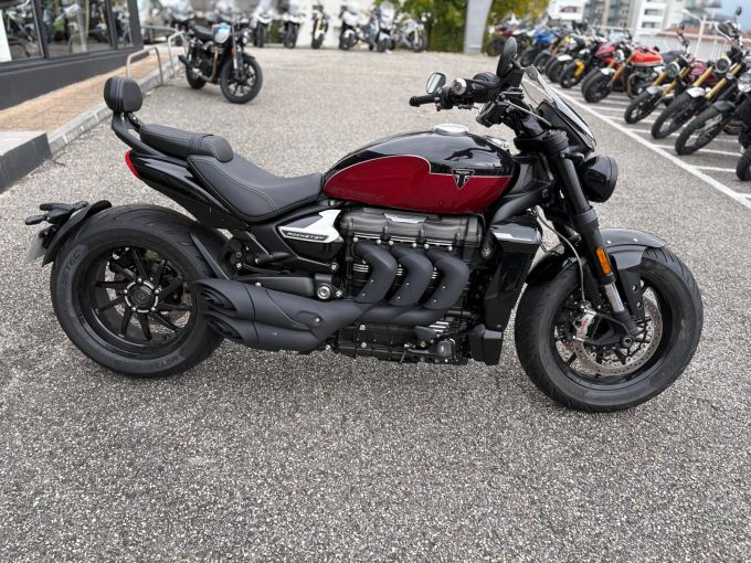 TRIUMPH Rocket 3 GT Storm 4