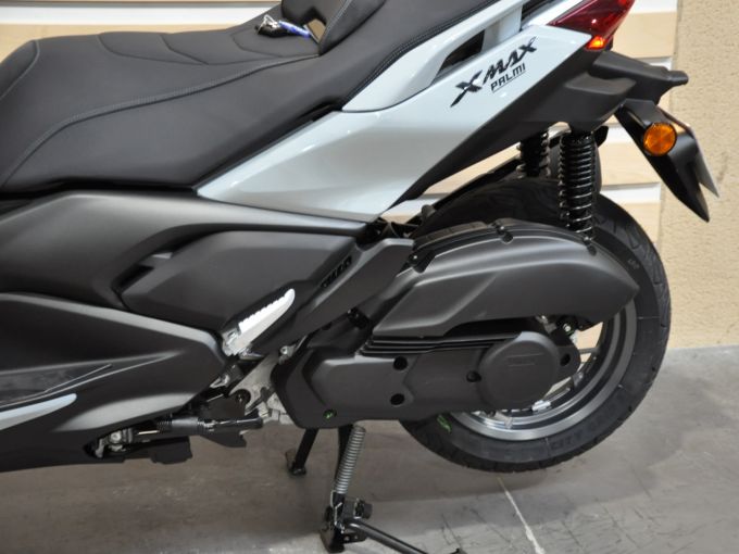 YAMAHA XMAX 125 TECH MAX 4