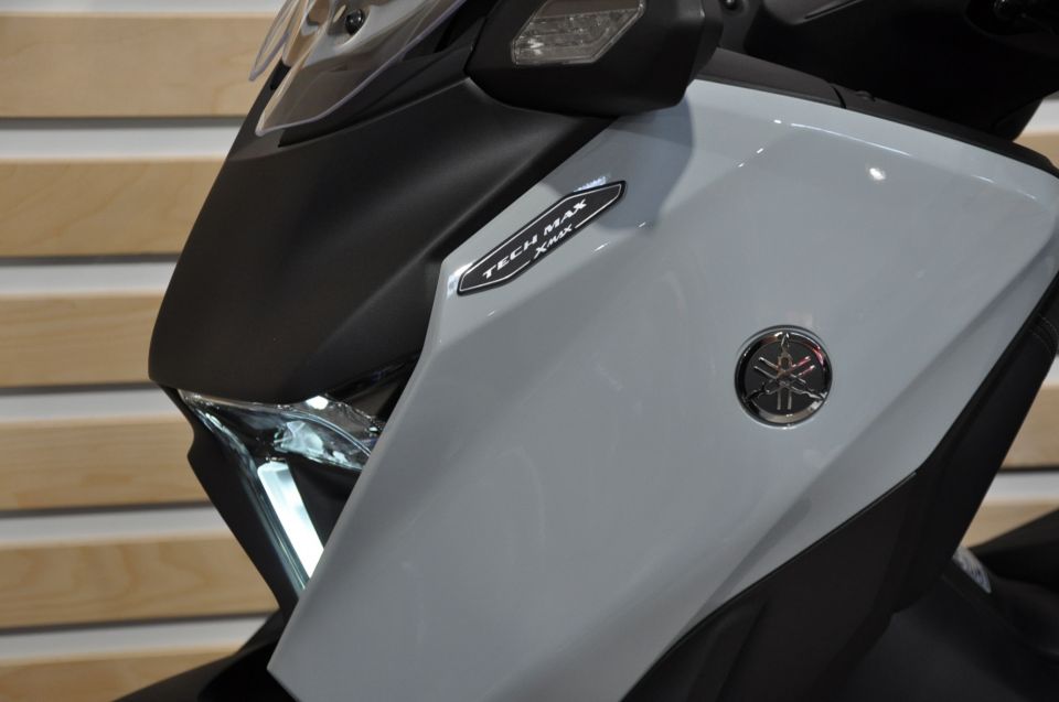 YAMAHA XMAX 125 TECH MAX 4