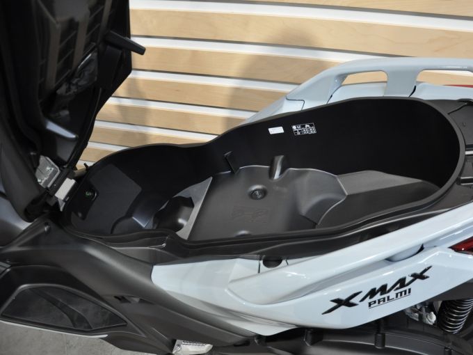 YAMAHA XMAX 125 TECH MAX 4