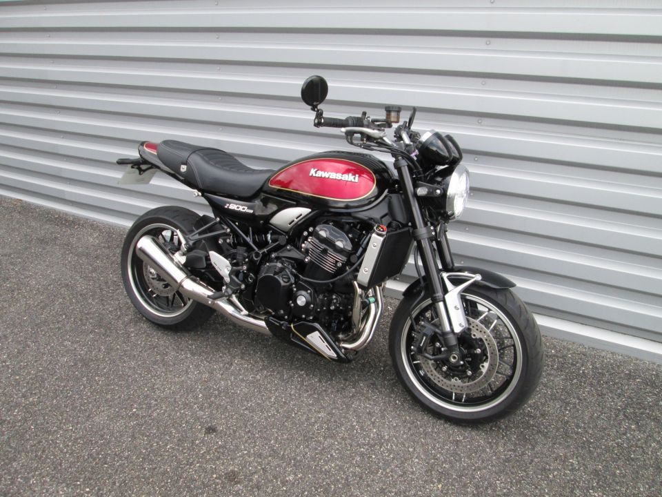 KAWASAKI Z900 SE 4