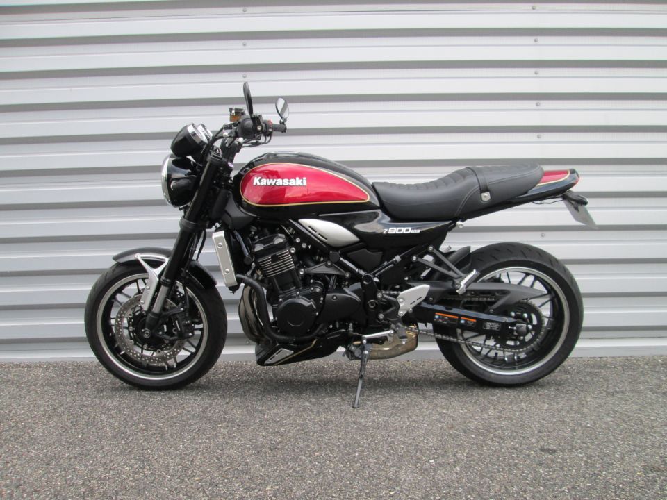 KAWASAKI Z900 SE 4