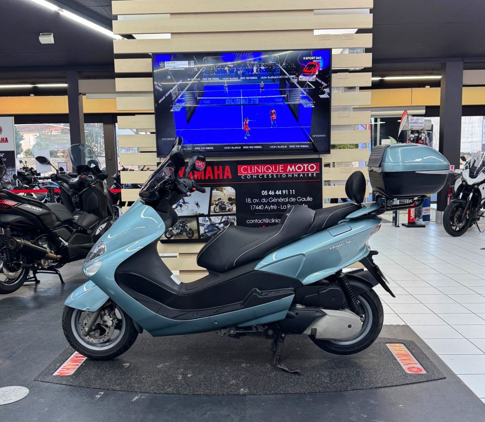 YAMAHA MAJESTY 125 4