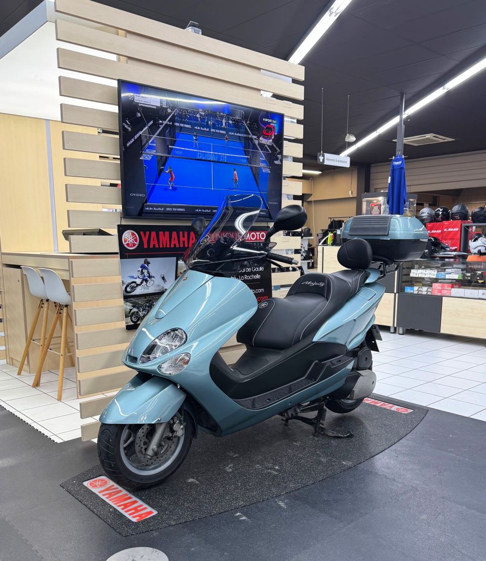 YAMAHA MAJESTY 125 4