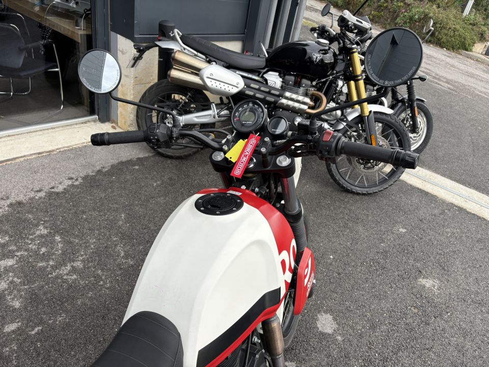 ROYAL ENFIELD SCRAM 410 HYMALAYAN 4