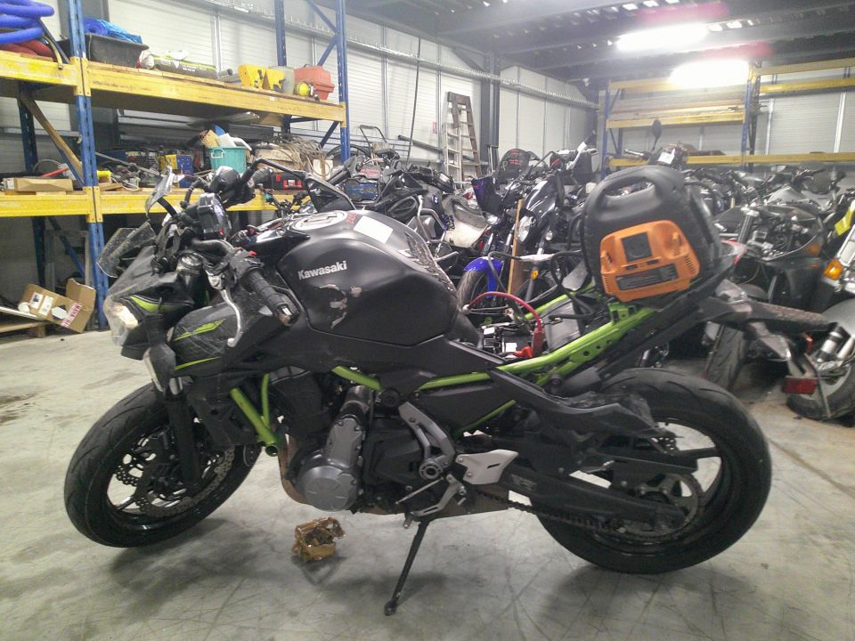 KAWASAKI Z650 - Z650 4