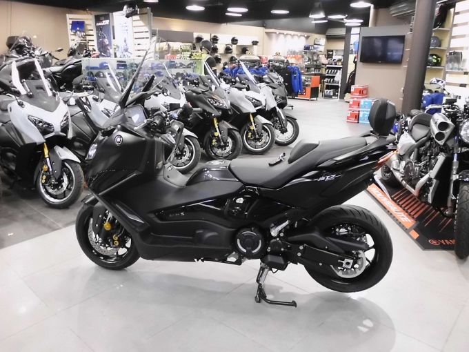 YAMAHA XP T-MAX 560 TECH MAX 4