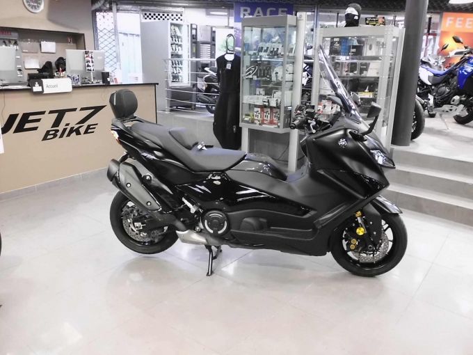 YAMAHA XP T-MAX 560 TECH MAX 4