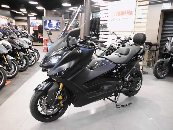 YAMAHA XP T-MAX 560 TECH MAX 4