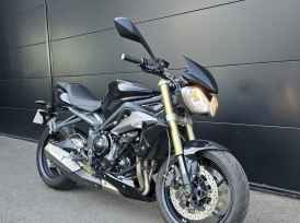 TRIUMPH STREET TRIPLE 675 - 2015