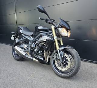 TRIUMPH STREET TRIPLE 675 - 2015
