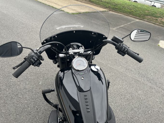 HARLEY-DAVIDSON SOFTAIL HERITAGE 1868 CLASSIC 4