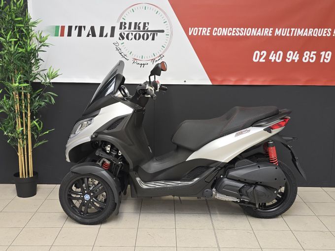 PIAGGIO MP3 300 HPE SPORT ABS ASR 4