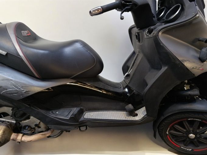 PIAGGIO MP3 500 4
