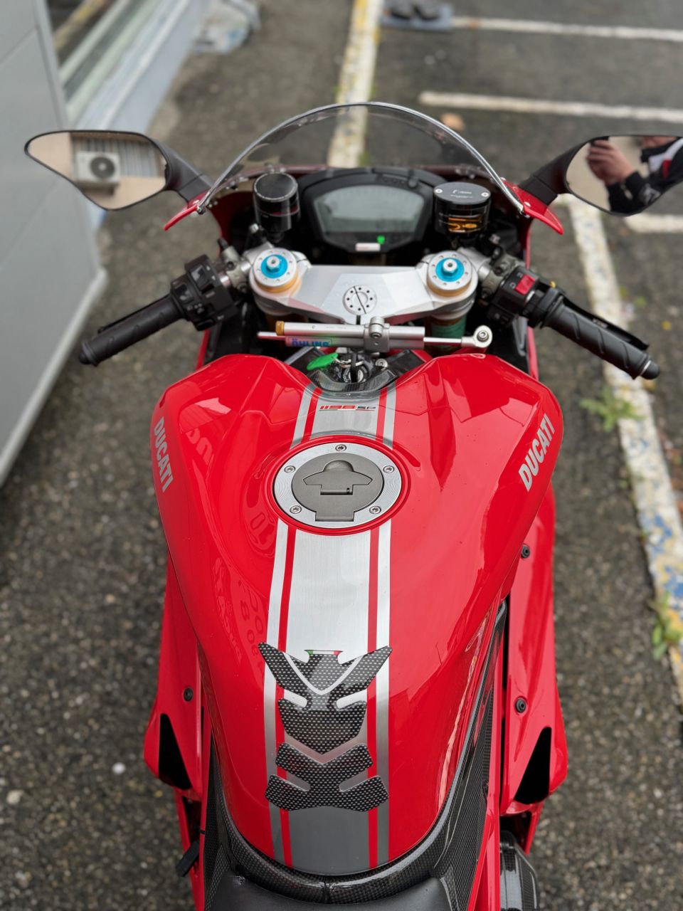 DUCATI 1198 SP 4