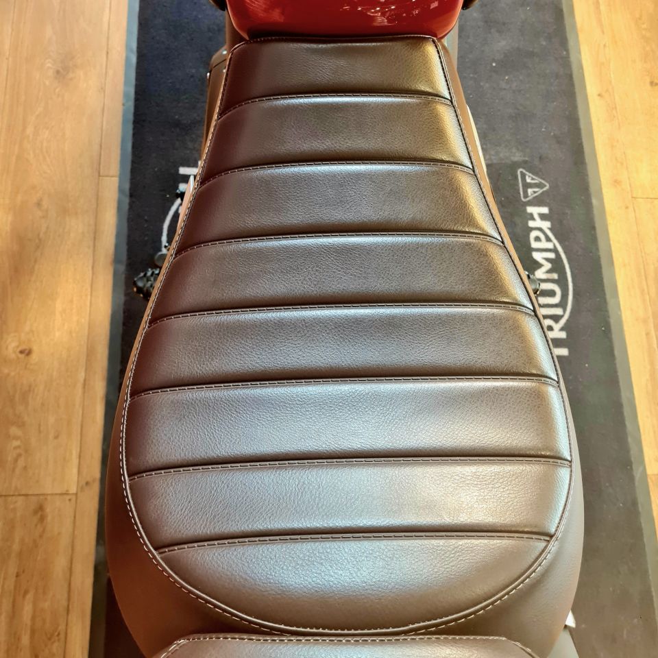 TRIUMPH Scrambler 400 X 4