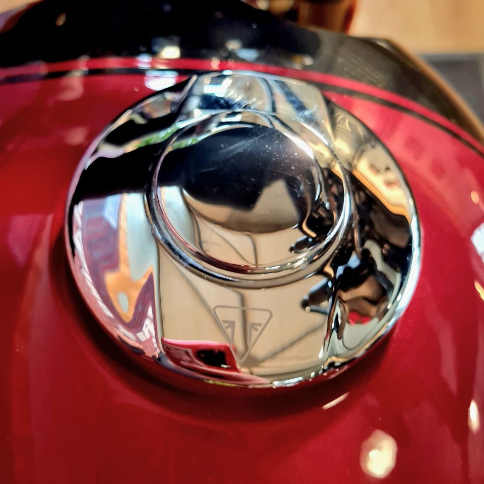 TRIUMPH Scrambler 400 X 4