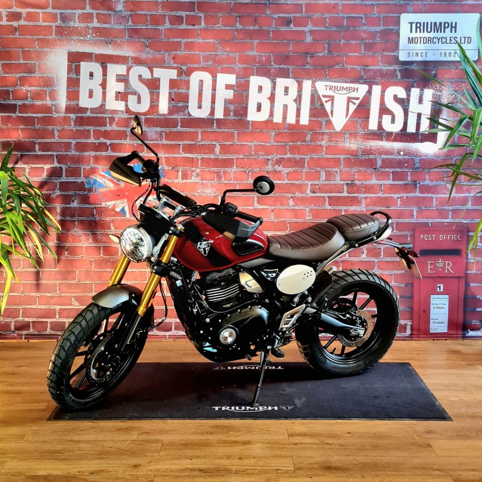 TRIUMPH Scrambler 400 X 4