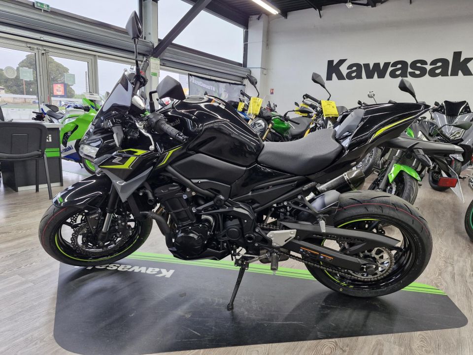 KAWASAKI Z 900 4