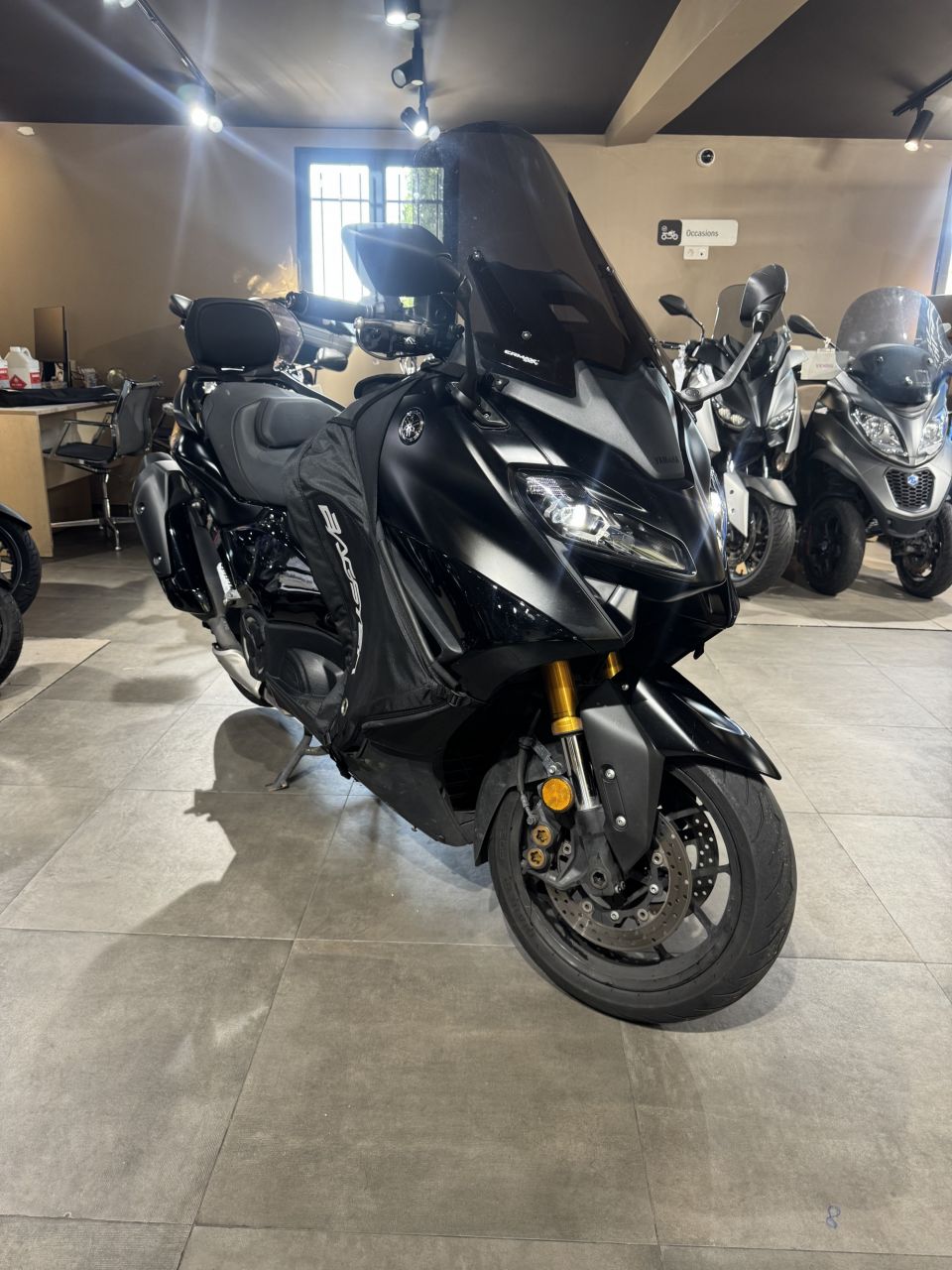 YAMAHA XP T-MAX 560 TECH MAX 4