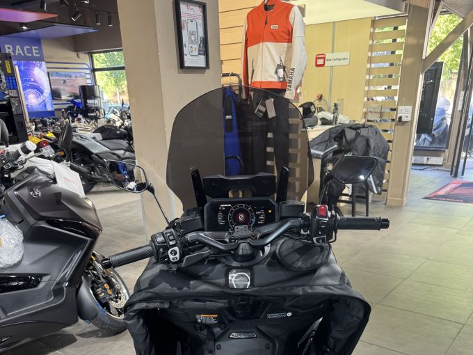 YAMAHA XP T-MAX 560 TECH MAX 4