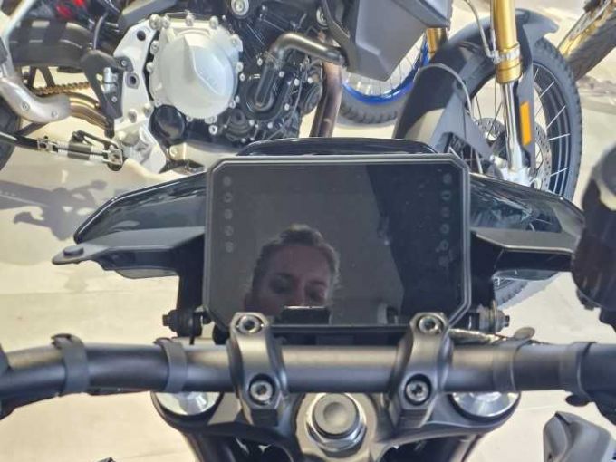 YAMAHA MT-09  Y-AMT 4