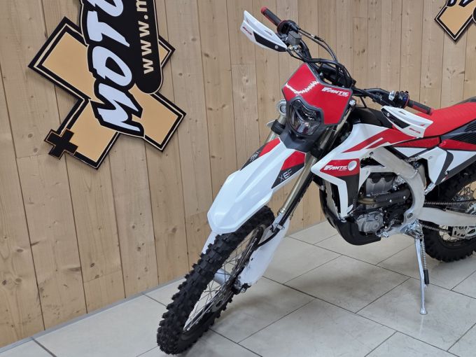 FANTIC XEF 250 ENDURO 4
