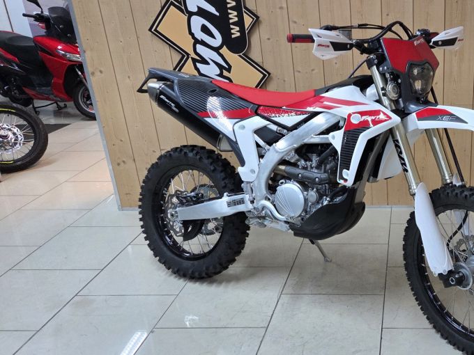 FANTIC XEF 250 ENDURO 4
