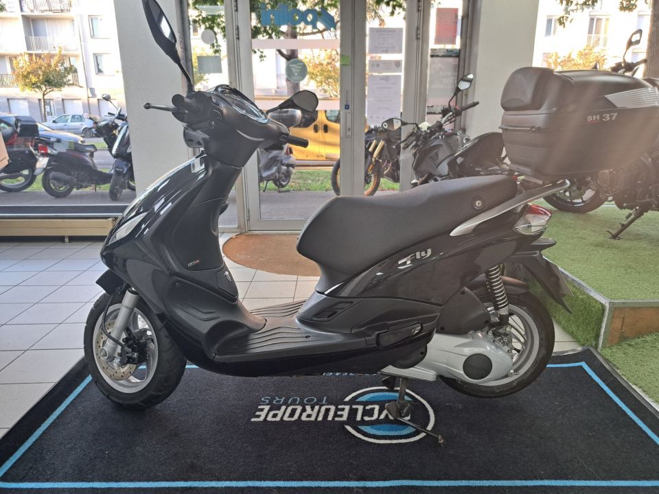 PIAGGIO FLY 125 4