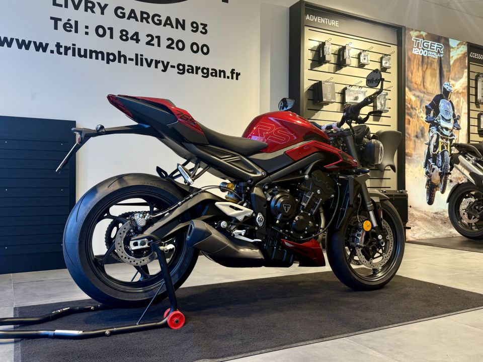 TRIUMPH STREET TRIPLE 765 RS 4