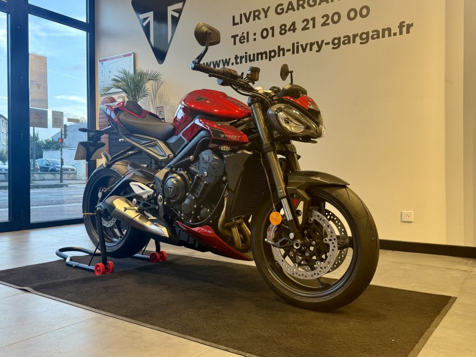 TRIUMPH STREET TRIPLE 765 RS 4