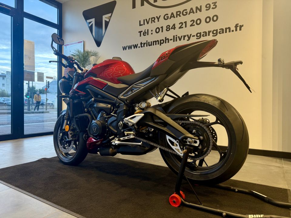 TRIUMPH STREET TRIPLE 765 RS 4