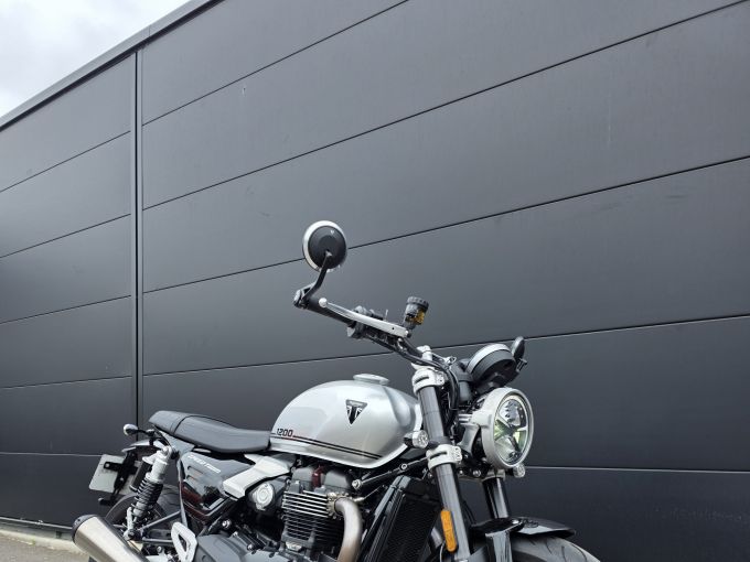 TRIUMPH SPEED TWIN 1200 4