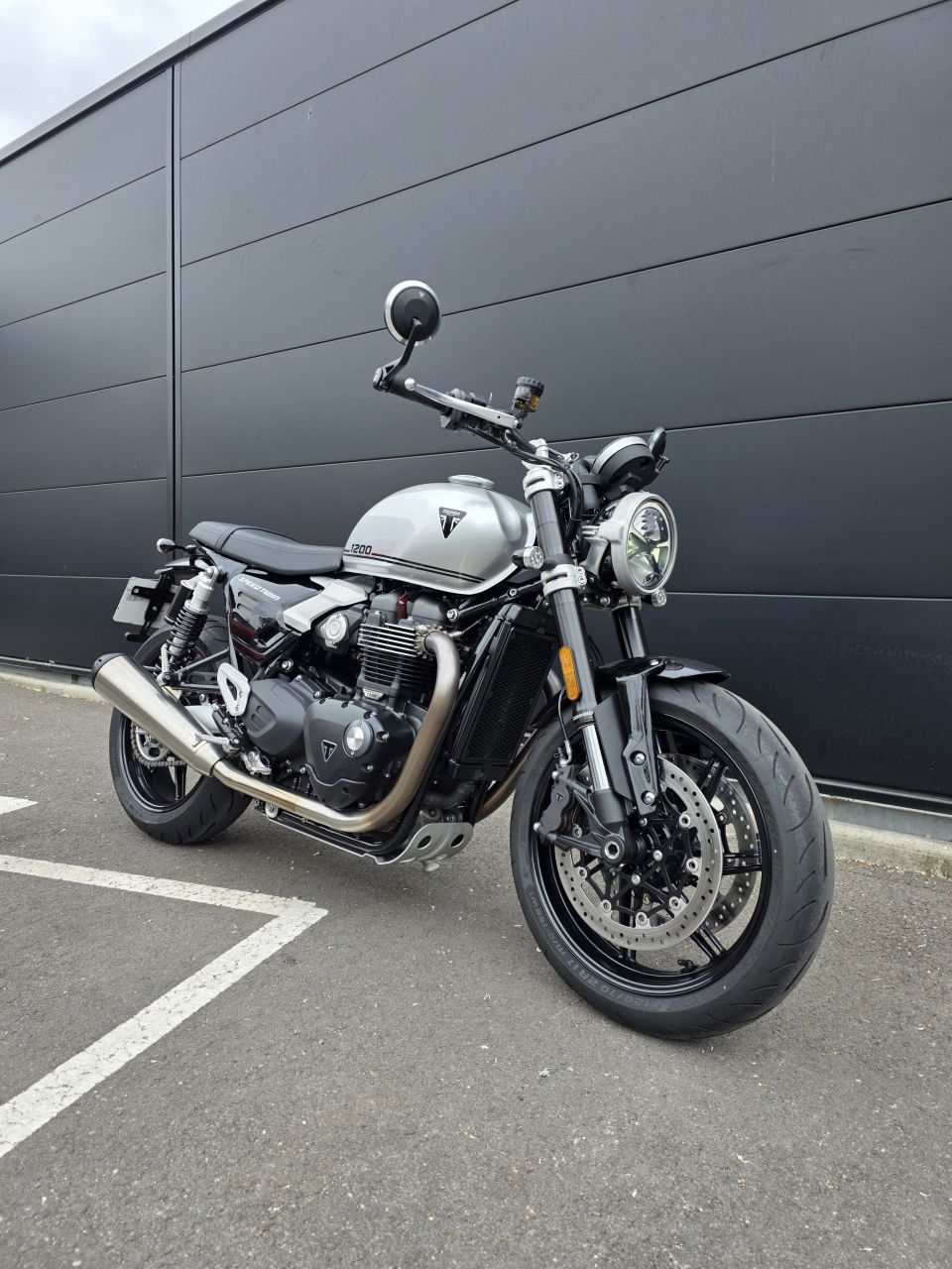 TRIUMPH SPEED TWIN 1200 4