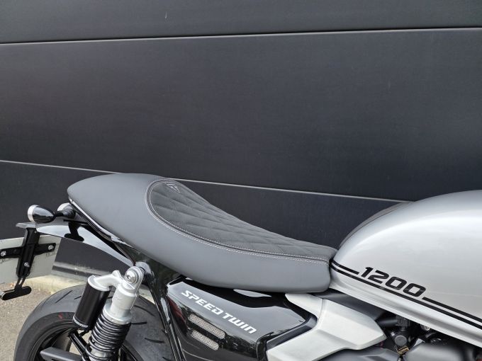 TRIUMPH SPEED TWIN 1200 4