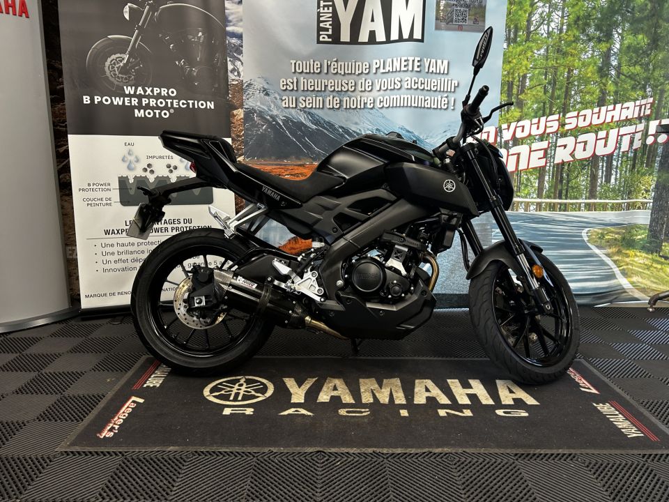 YAMAHA MT-125 4
