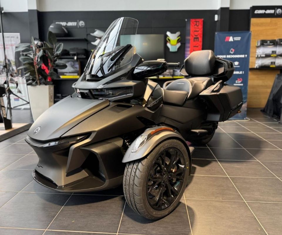 CAN-AM SPYDER RT 4