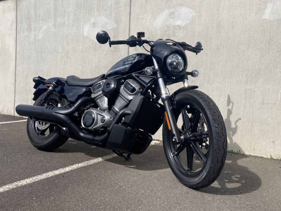 HARLEY-DAVIDSON SPORTSTER NIGHTSTER 975 4