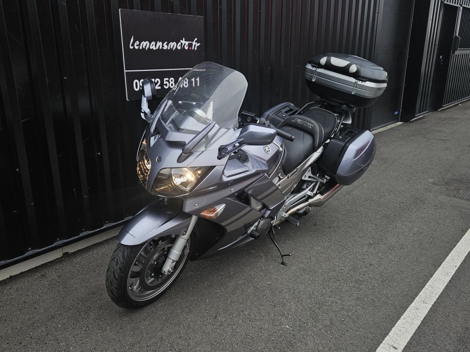 YAMAHA FJR 1300 4